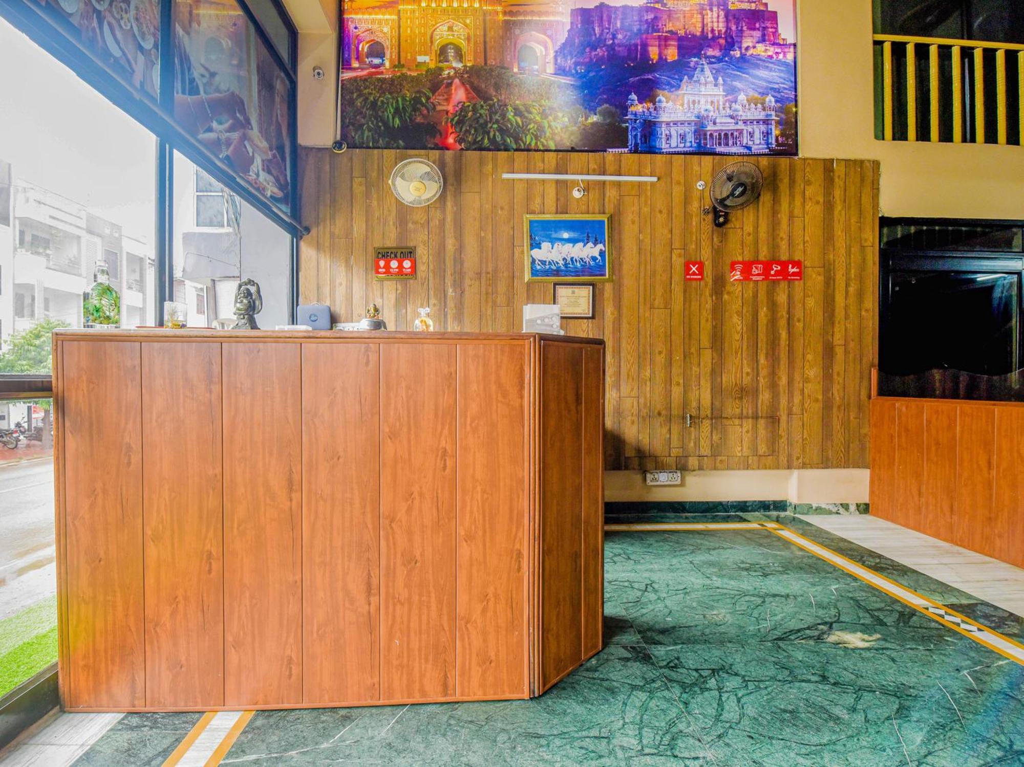 Utsav Hotel Τζαϊπούρ Εξωτερικό φωτογραφία