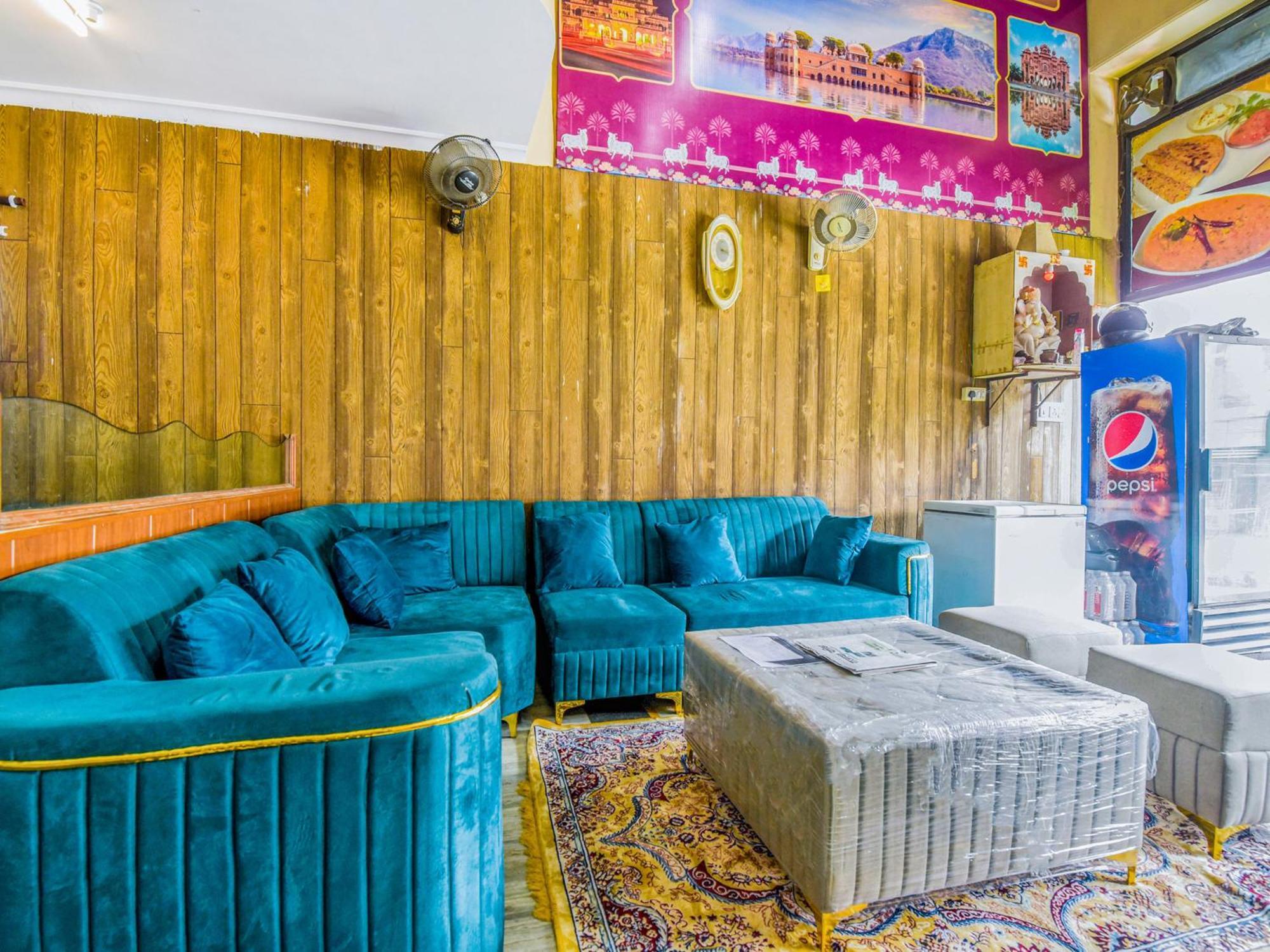 Utsav Hotel Τζαϊπούρ Εξωτερικό φωτογραφία